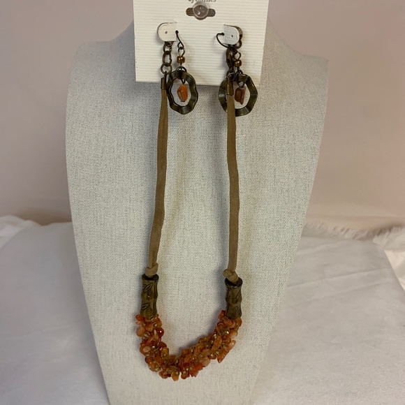 CJ Banks Jewelry - CJ Banks Chocker Necklace Set Peach Stones with Pierced Earrings NWT